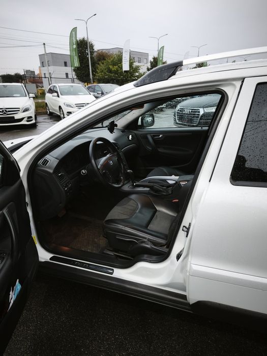 Volvo XC70 2.4D  D5 автомат 4*4