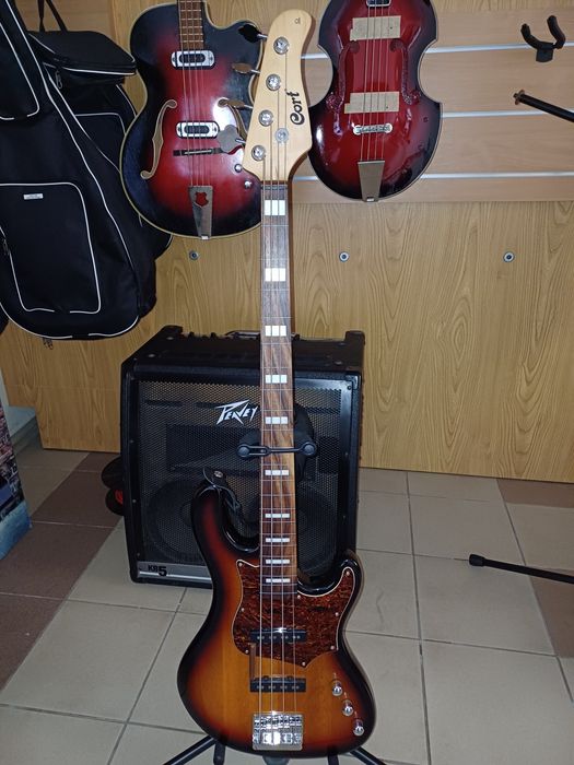 Бас безладовий Cort GB 34J