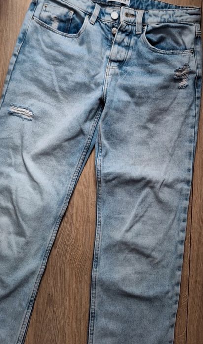 Spodnie S jeans modne