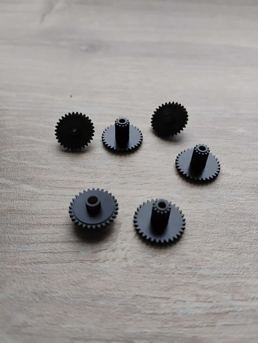 Zębatka dwie sztuki Diora MDS Model 502.506.504.702.706. Łódź