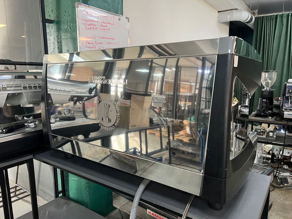 Кавова машина Nuova Simonelli Aurelia 2 мультибойлерна