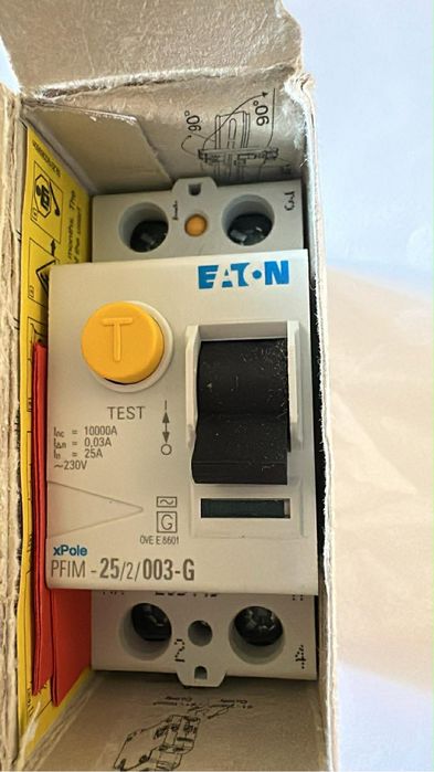 Wyłacznik różnicowy 2p 25a 0,03a typ AC/G