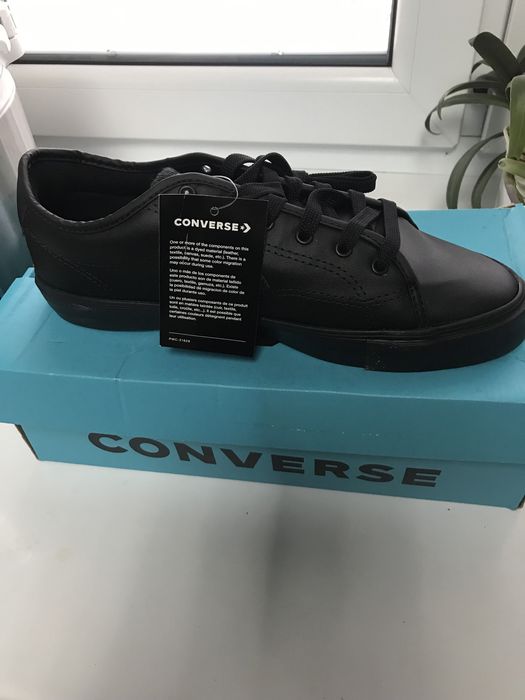 Продам чоловічі converse