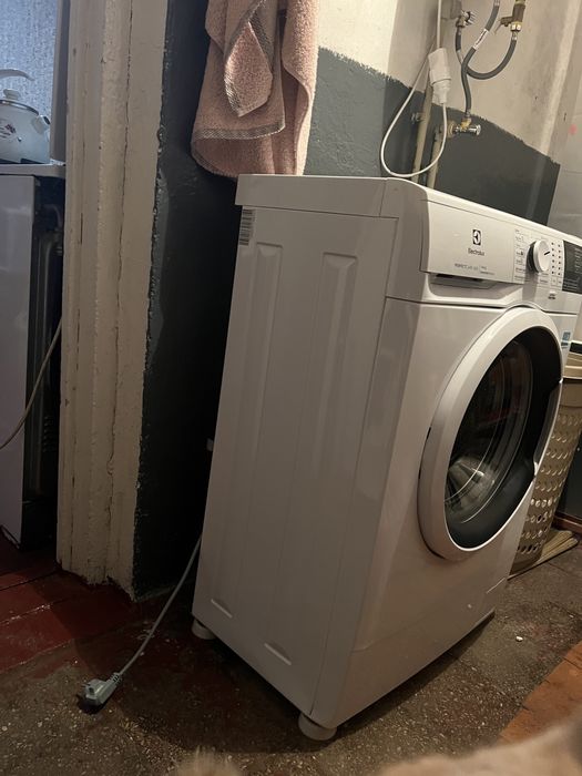 Пральна машина Electrolux