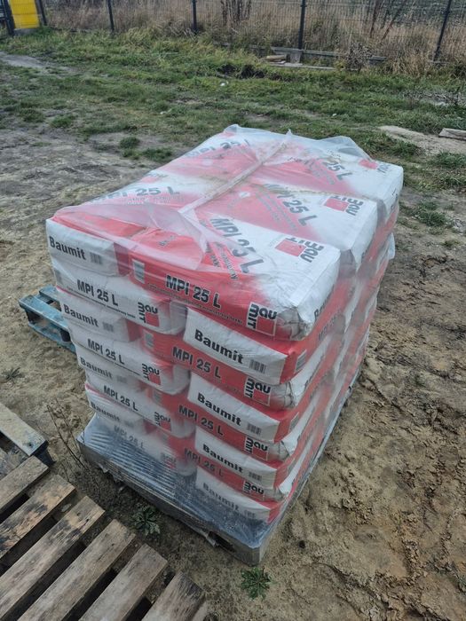 Tynk cementowo wapienny Baumit