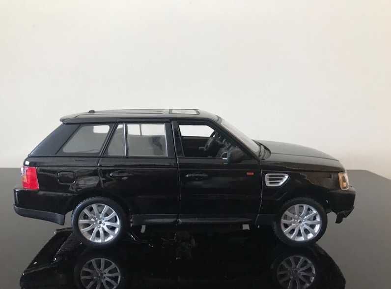 Miniatura BBurago Range Rover Sport