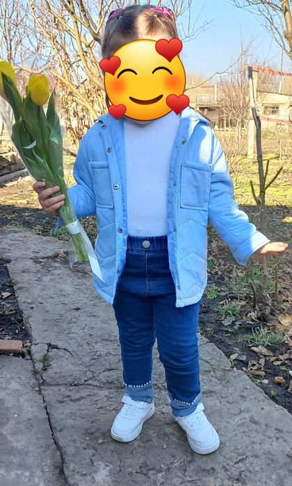 Продам куртку на дівчинку