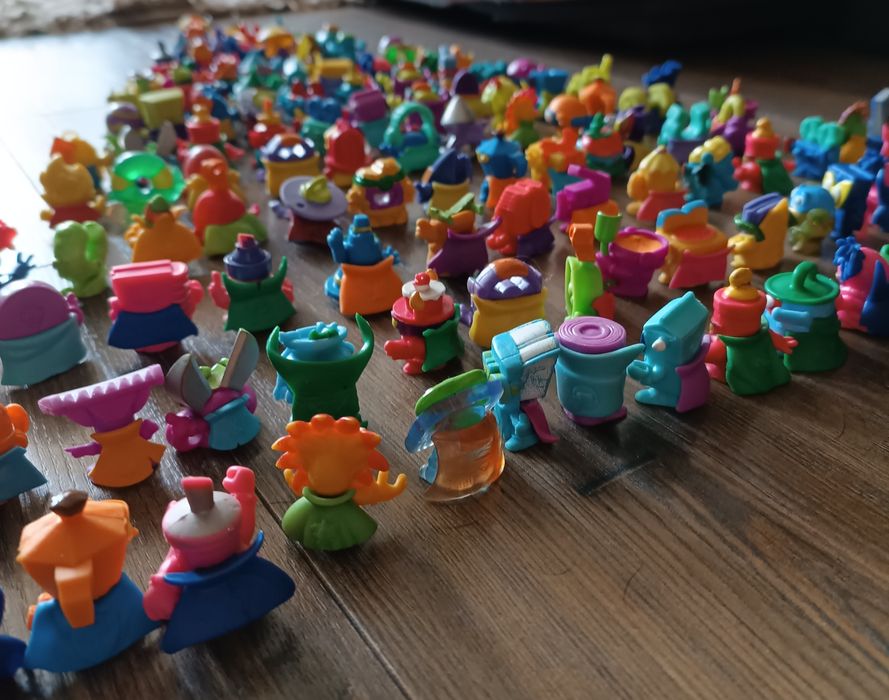Figurki Super Things  Zings 135 sztuk do sprzedania