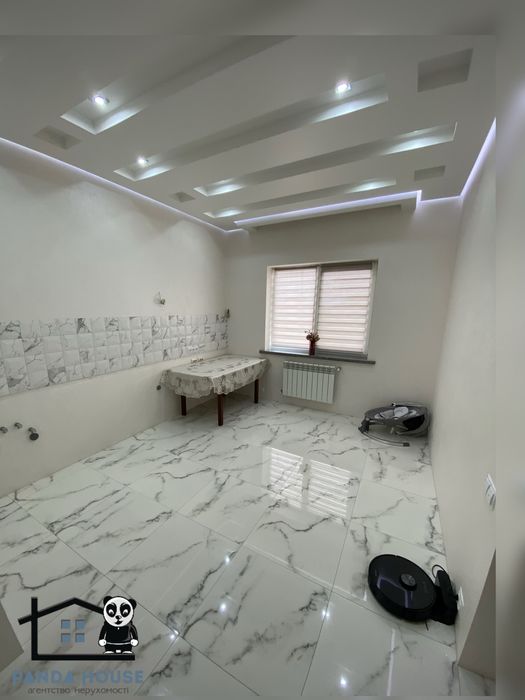 Продається чудовий будинок на два поверхи готовий до проживання.