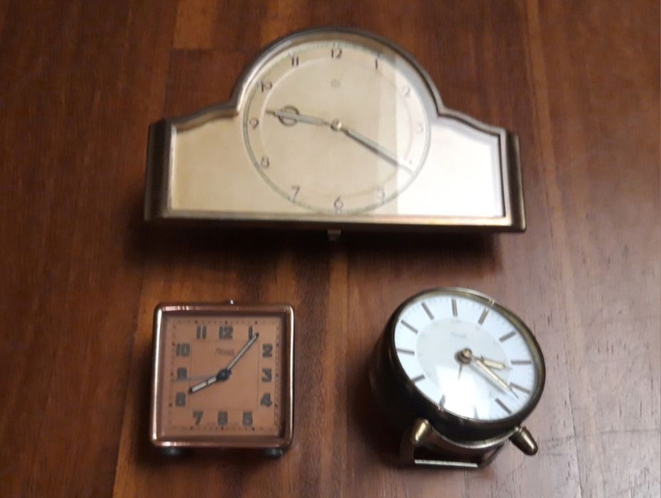 2 relógios de mesa pequenos antigos