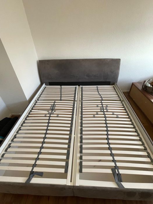 Łóżko szare tapicerowane + materace