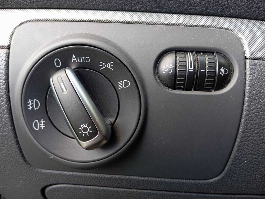 VW Golf 5 1.6 MPI безаварійний