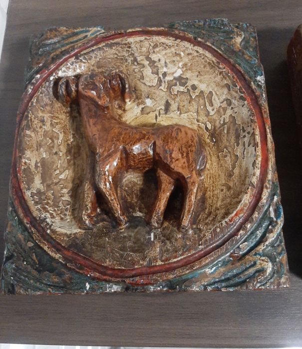 Płaskorzeźby polichromia XIX w. znaki zodiaku.Antyk.