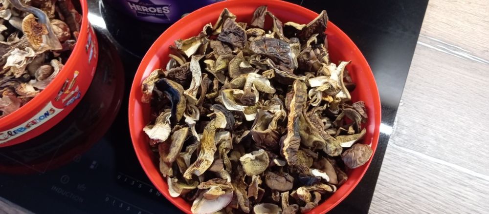 Grzyby suszone tegoroczne,prawdziwki i podgrzybki