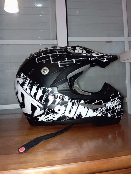 Vende-se capacete masculino