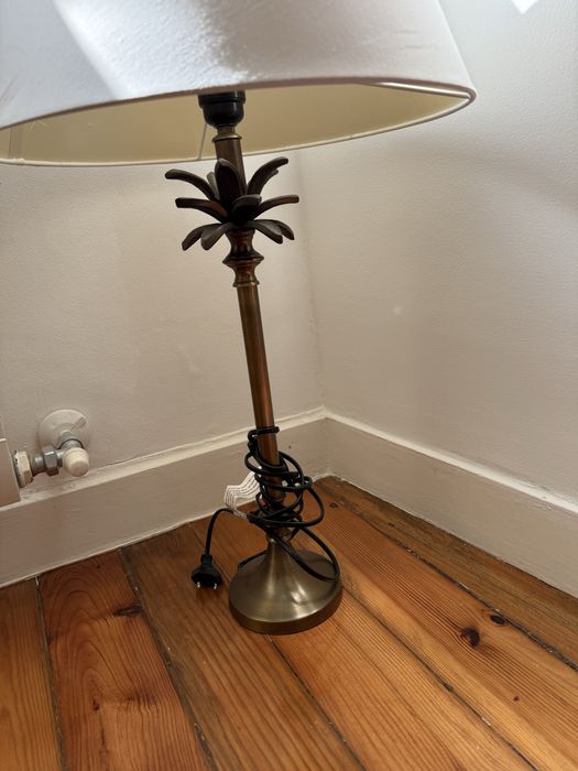 Candeeiro de mesa Palmeira