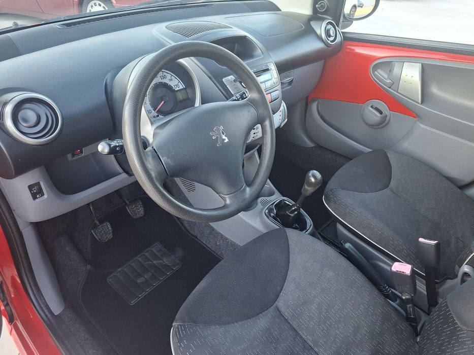 Peugeot 107 gasolina 120000kms