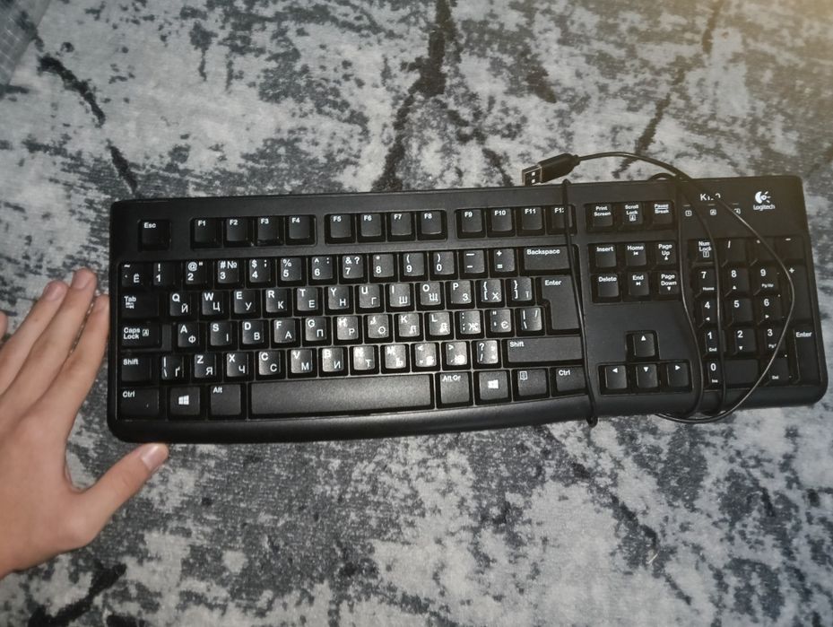 продам клавиатуру