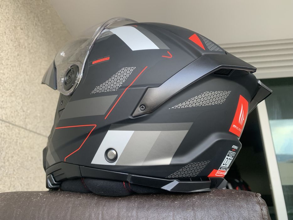 Capacete Modular MT Atom 2 seminovo