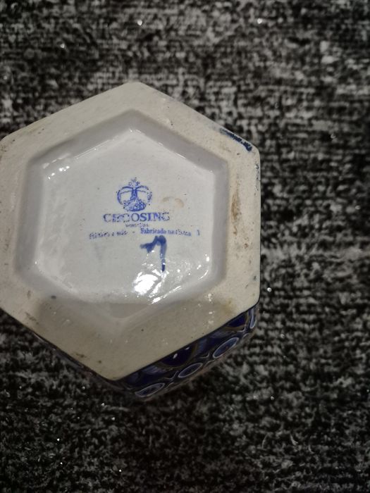 Pote pintado à mão antigo64551131507330123