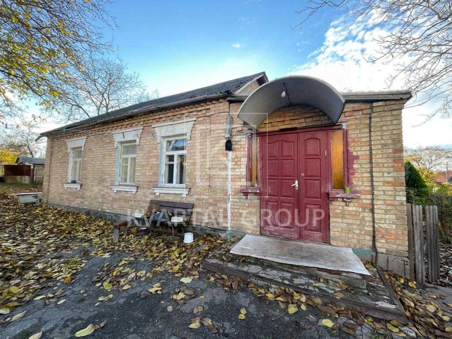 Будинок 80 м² у центрі Блиставиці, 30 соток. Мінімальне оформлення