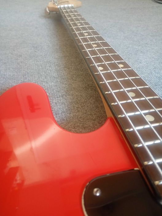 Gitara basowa Jolana Galaxis