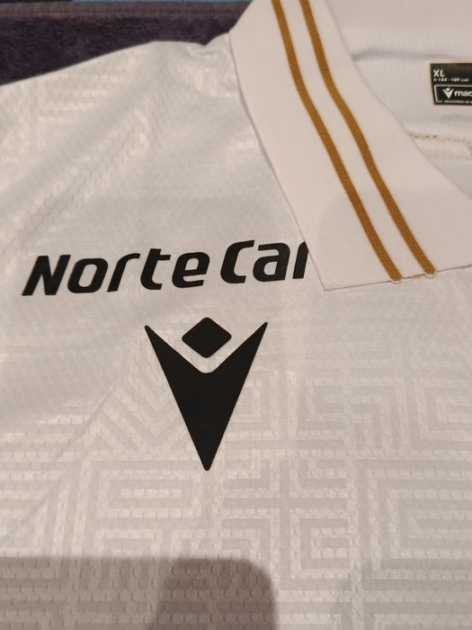 Camisola Vitória época 25 26