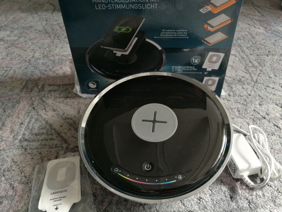 Livarno Lux, ładowarka bezprzewodowa z lampką ledową