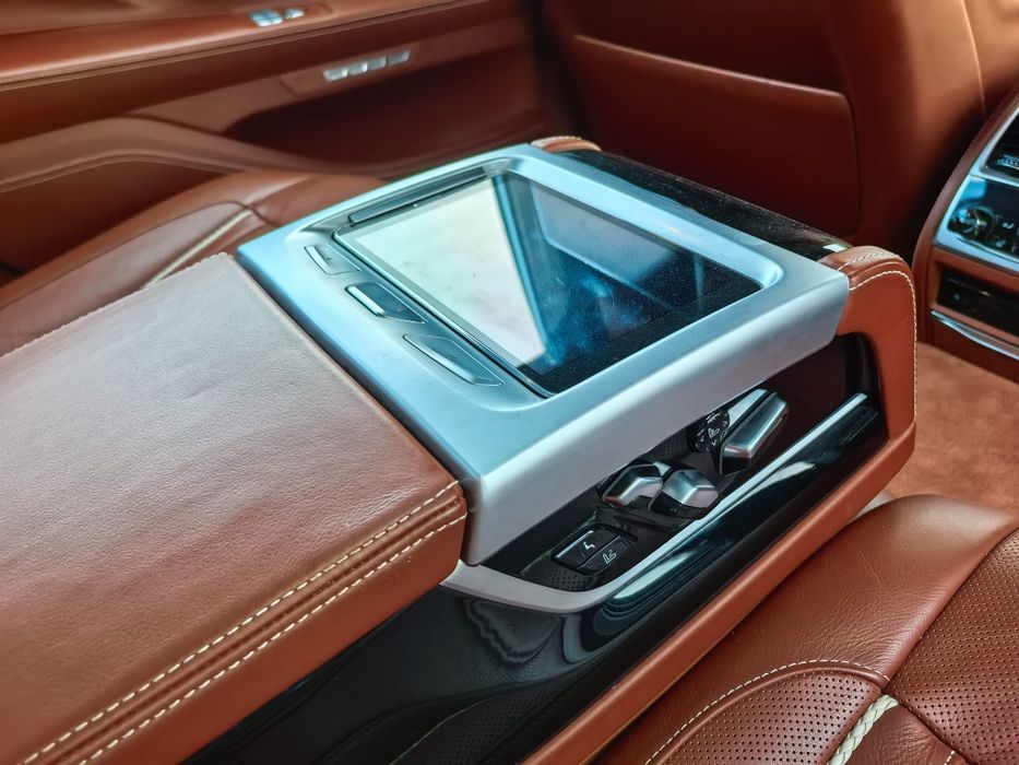 BMW 750Li Xdrive Salon Fa vat 23% konfig na 746 tys
