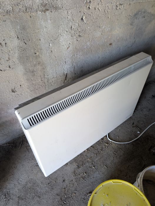Piec akumulacyjny / grzejnik elektryczny - stan nieznany / uszkodzony