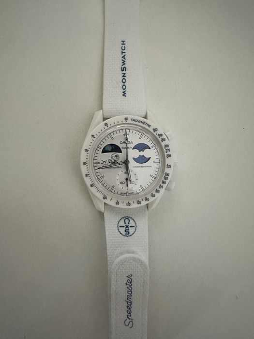 Omega x Swatch Moonswatch