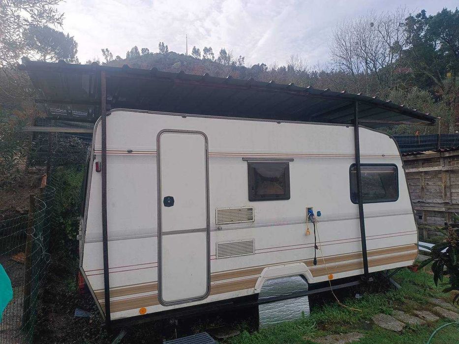 Caravana Dethleffs RD 08 1990