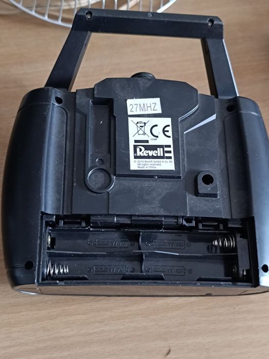 Remote control for a toy helicopter model "L-RAY HELICOPTER"64176761640322121