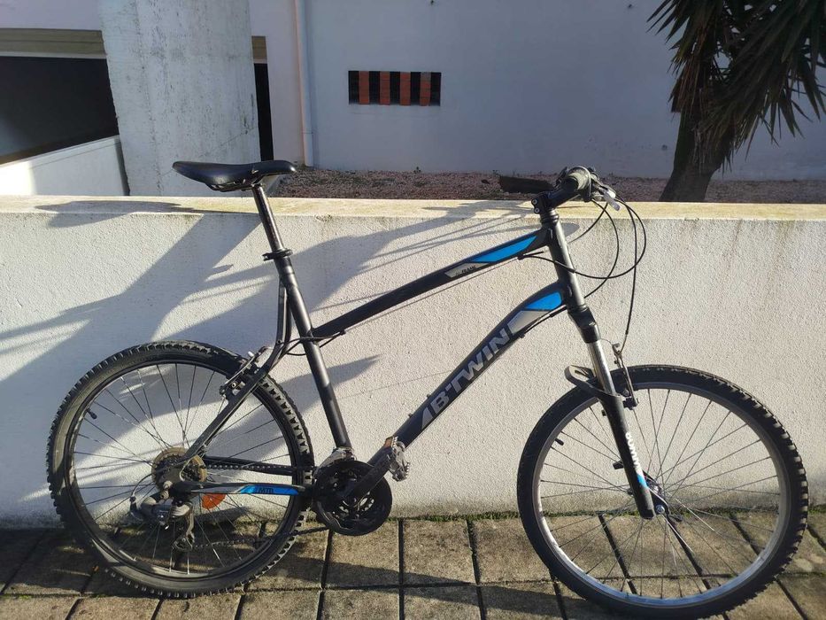 B-twin, Bicicleta usada. Está em muito bom estado