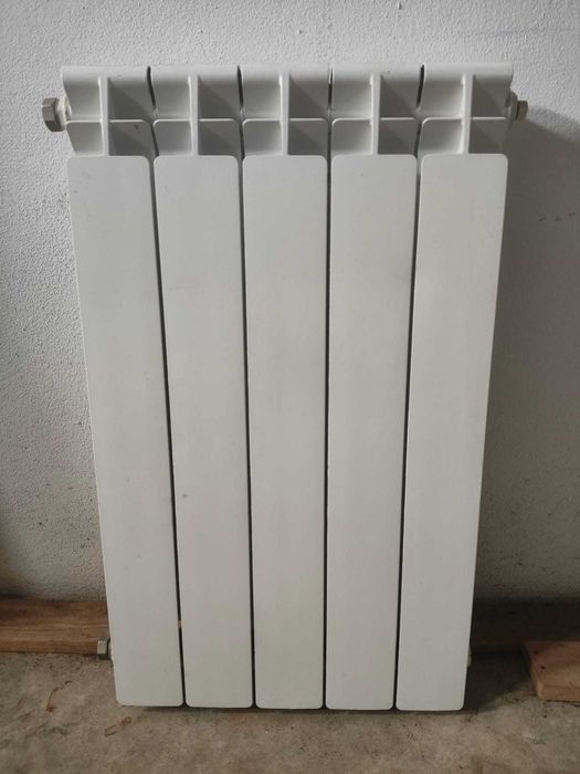 Conjunto de 8 Radiadores de Aquecimento Central (vários tamanhos)