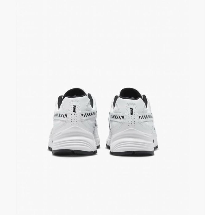Кросівки жіночі Nike Initiator