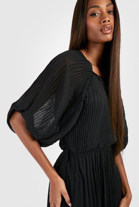 Elegancka sukienka Boohoo