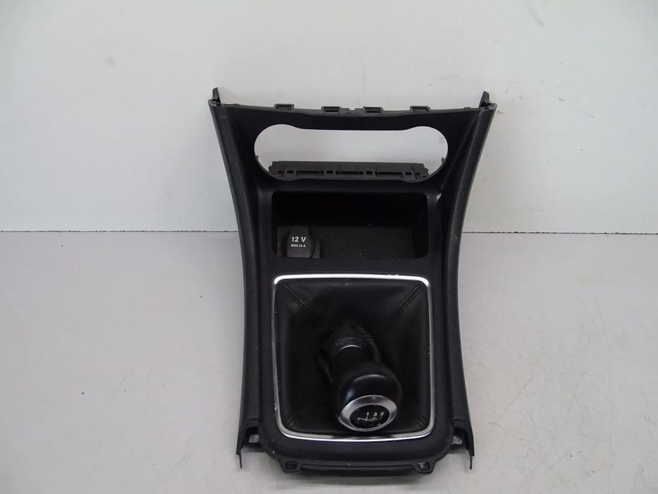 Mercedes CLA W117 Ramka biegow popielniczka 1766800150