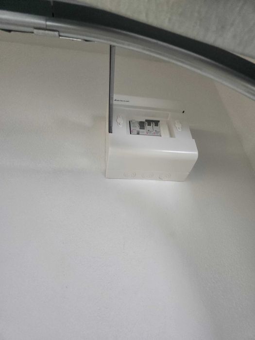 Nowy garaż do wynajecia