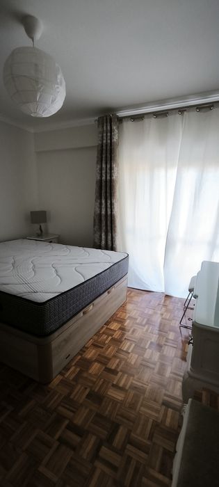Arrendo quarto - Palácio do Sobralinho