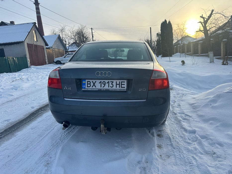 Audi A4 B6 седан