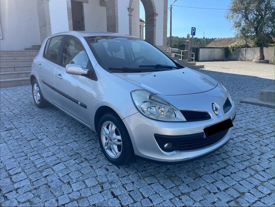 renault clio 1.2 (1 dono)