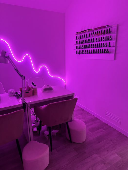 Оренда для майстра манікюру/ педикюру