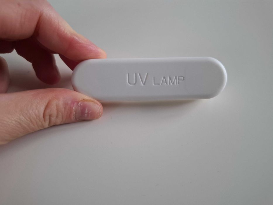 Lampka UV z zestawu Mocolo