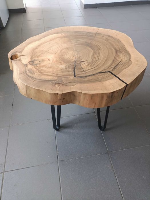 Stoliki kawowe z drewna