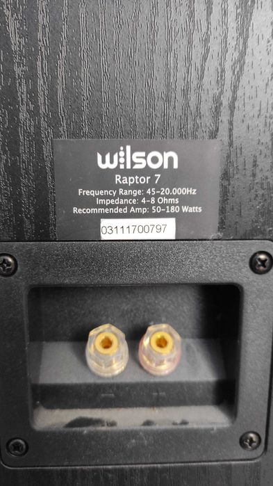 kolumny głośnikowe i subwoofer aktywny