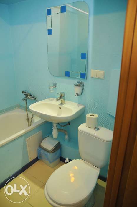 ЧИСТО! Без сторонніх запахів! Не курять!Квартира у ЦЕНТРІ подобово, ві