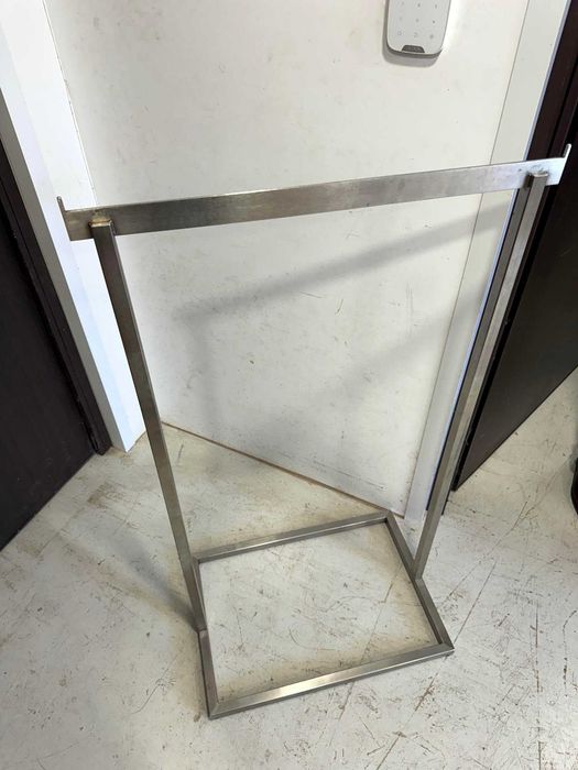 Expositor de roupa Inox