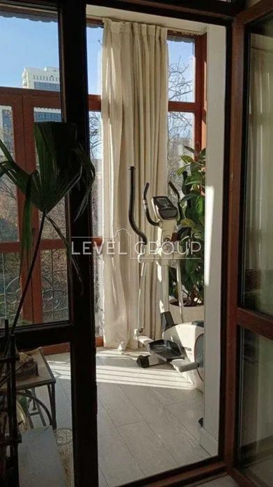 2К Велика Васильківська, 134, Сталінка метро Либідська Центр Печерськ