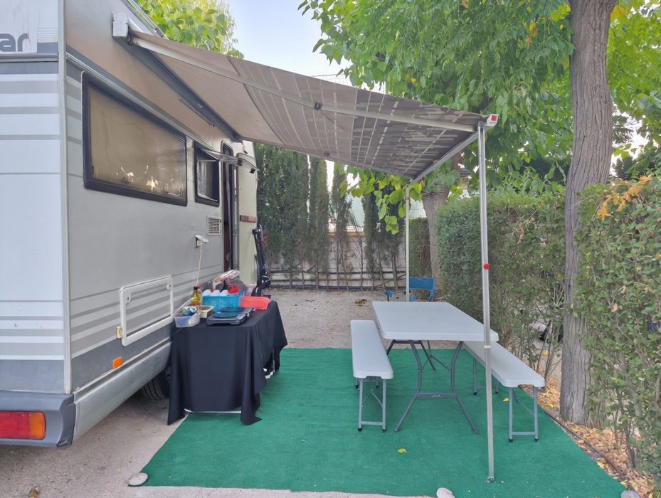Autocaravana Capuccine Benimar Fiat Ducato 1999  com Garagem